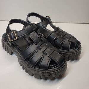 Black Womens Fisherman Sandals Size 6.5